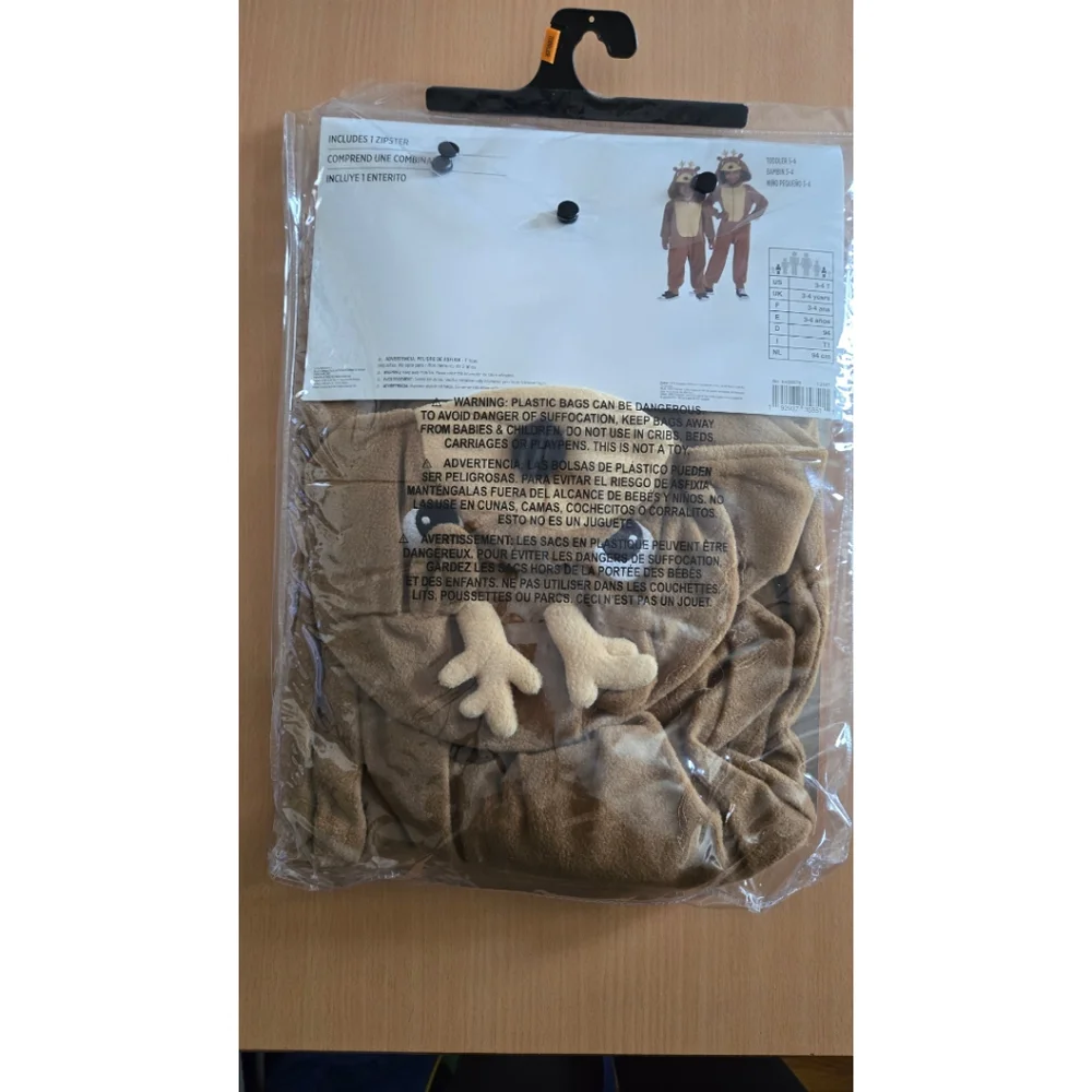 N/A reindeer zipster